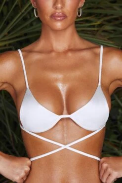 Cross Strap Bikini Top In White -Modern Beach Bikini NS0174 NS0170 7 Luni White Cross Strap Top Ruched Bottomscopy2