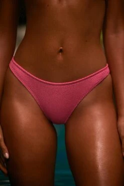 Mid Rise Cheeky Bikini Bottoms In Bubblegum Pink